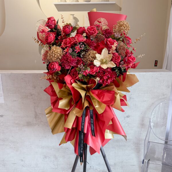 Golden Stand (Artificial flowers)